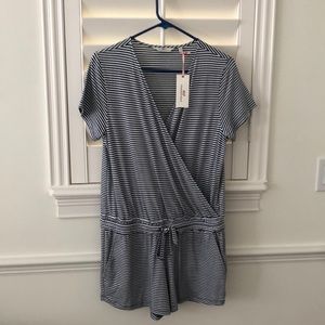 Vineyard Vines women’s romper